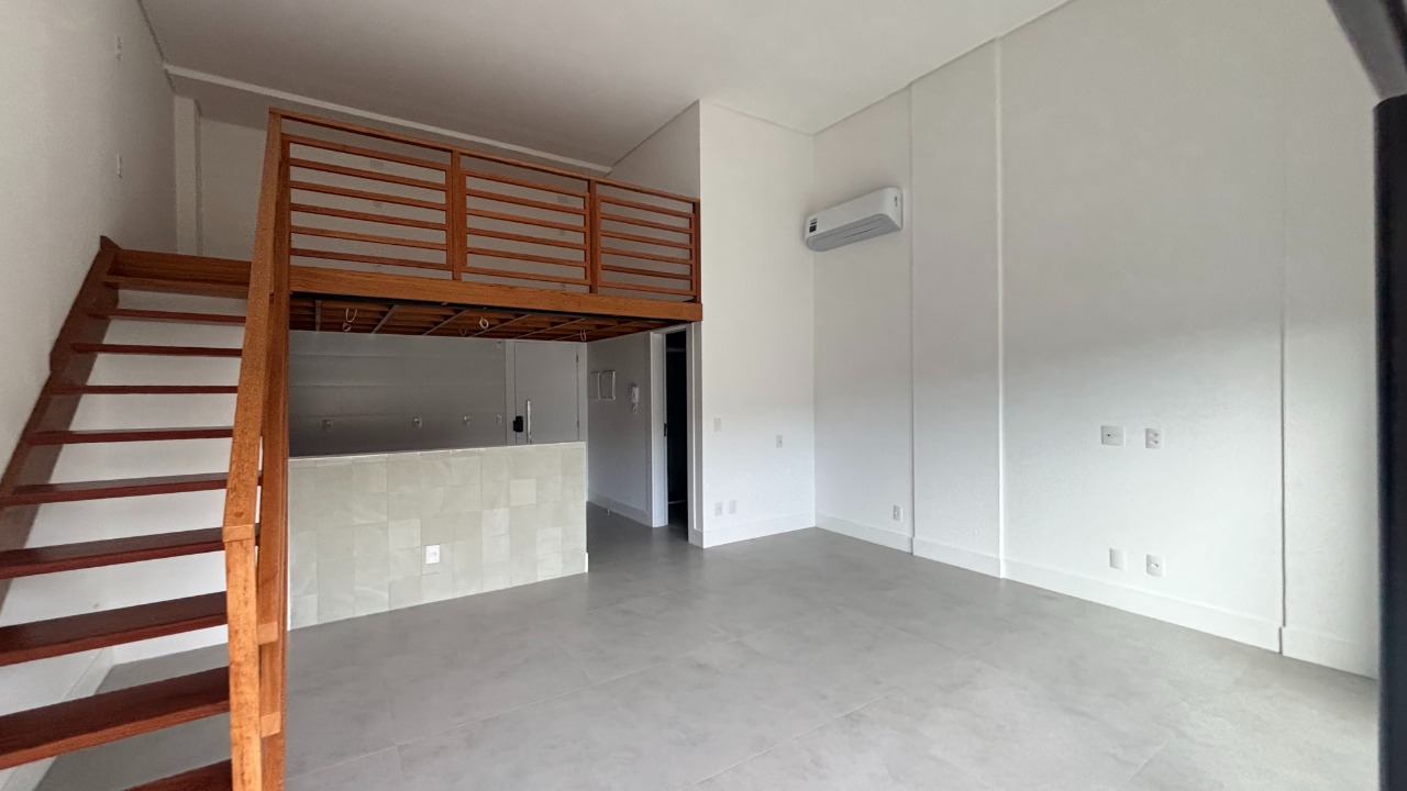 Apartamento à venda com 1 quarto – Saco Grande