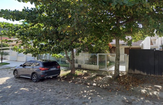 Casa à venda com 3 quartos – Ingleses do Rio Vermelho