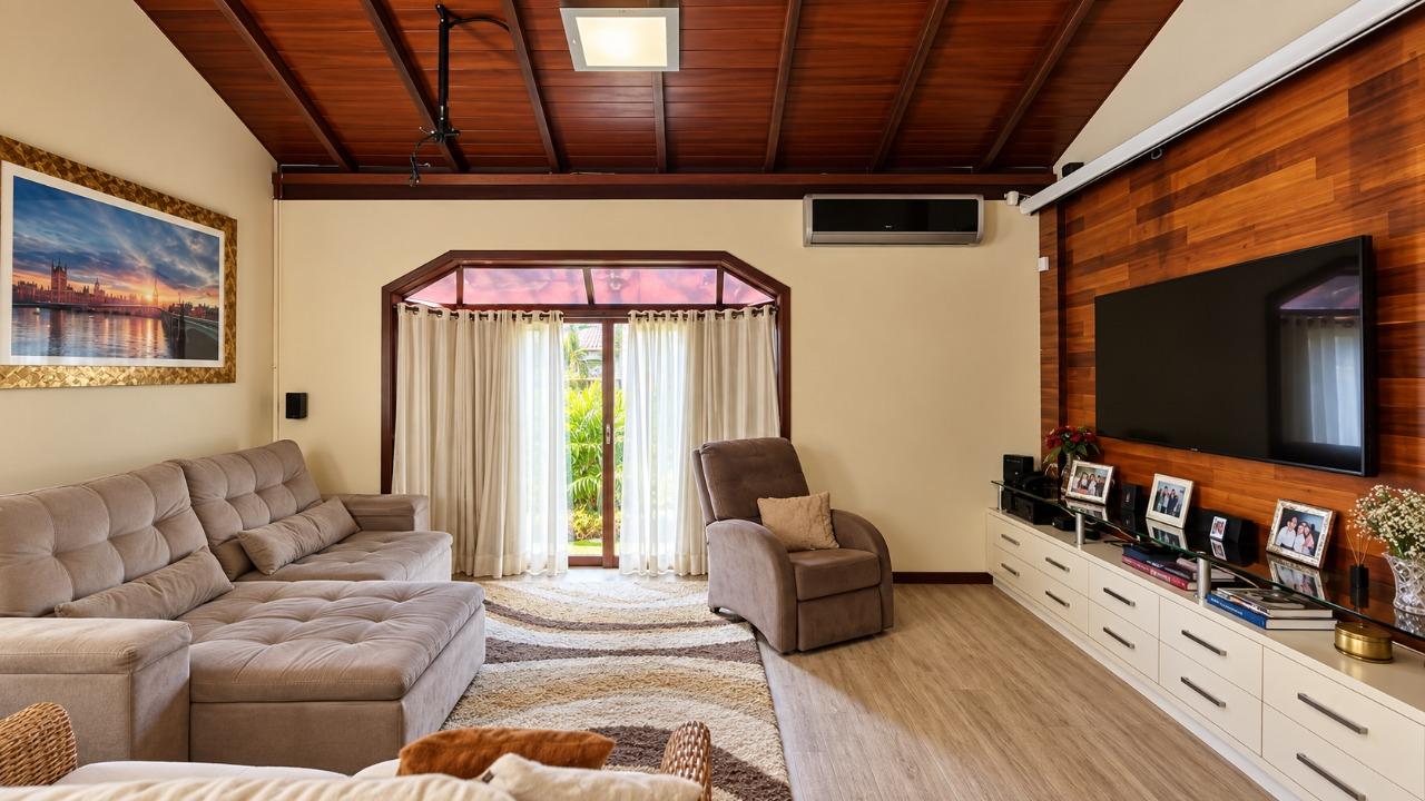 Casa à venda com 4 quartos – Itacorubi