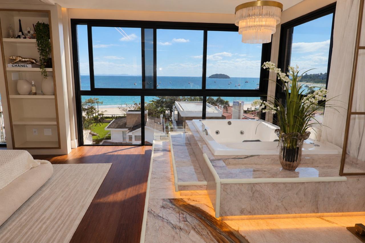 Apartamento Duplex à venda com 4 quartos – Jurerê